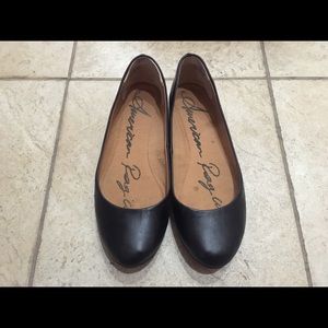 American rag flats, size 7.5